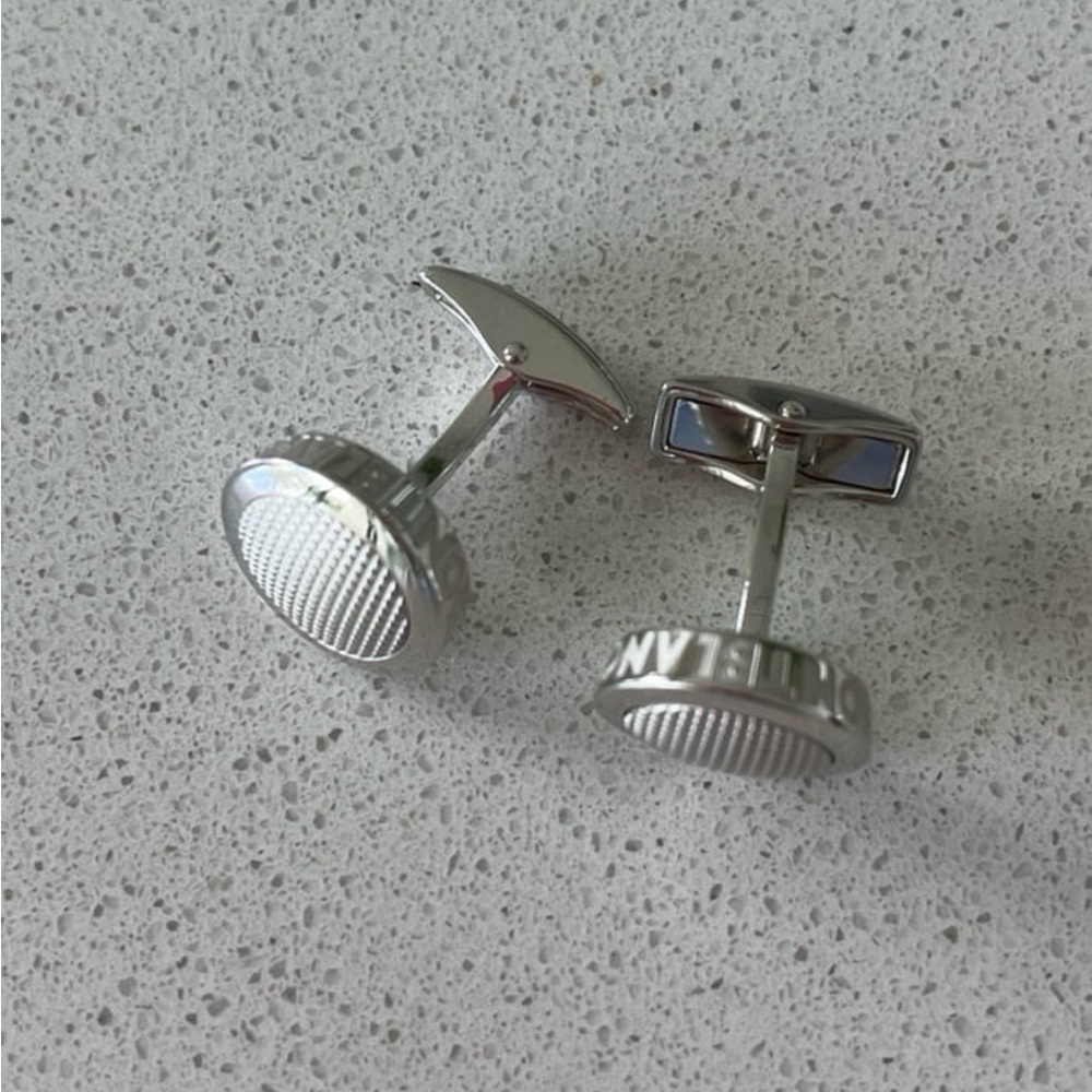 Montblanc Silver Cuff Links with Textured Design and Toggle Closure